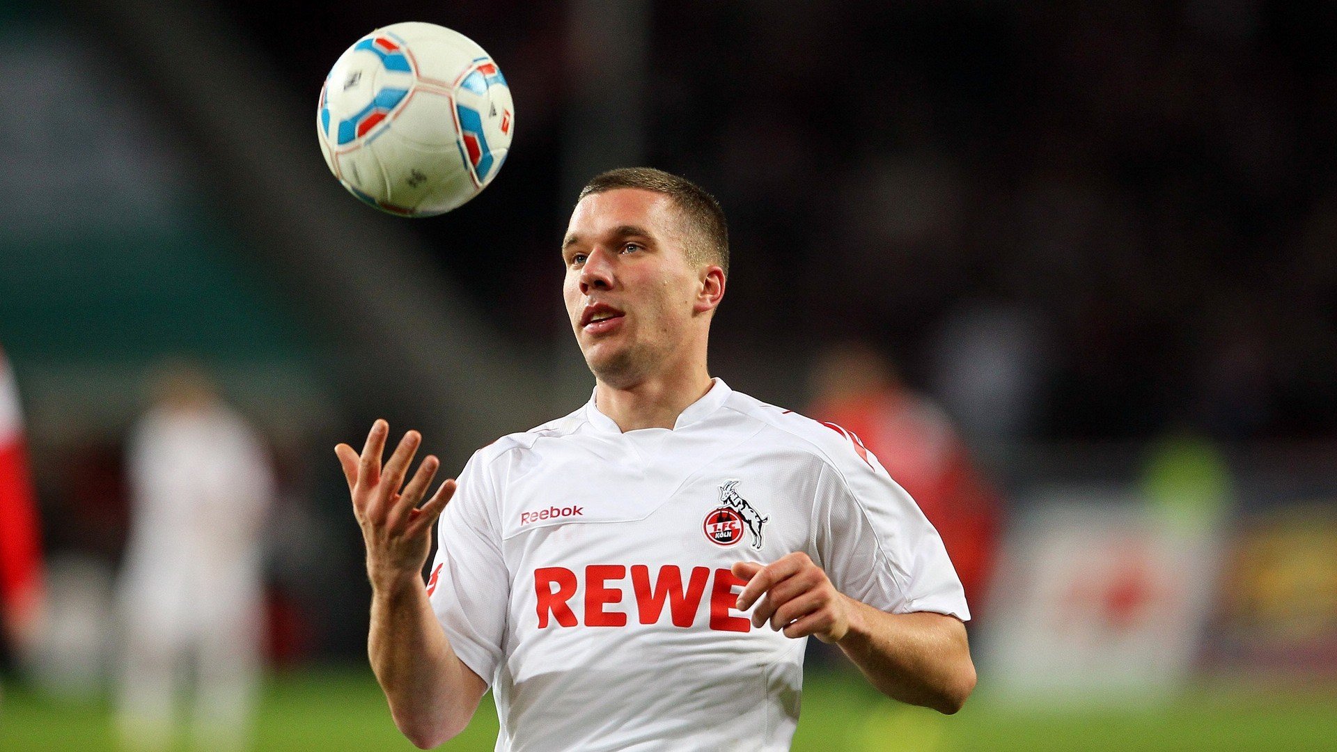 体育新闻中心建设体育新闻多语种发布平台，体育新闻网址大全